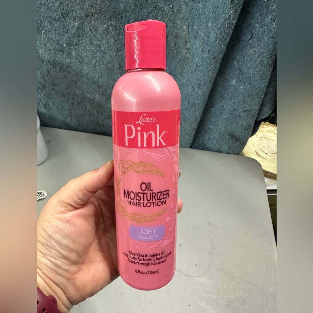 Luster's Pink Oil Moisturizer Hair Lotion Aloe Vera and Jojoba Oil 8oz